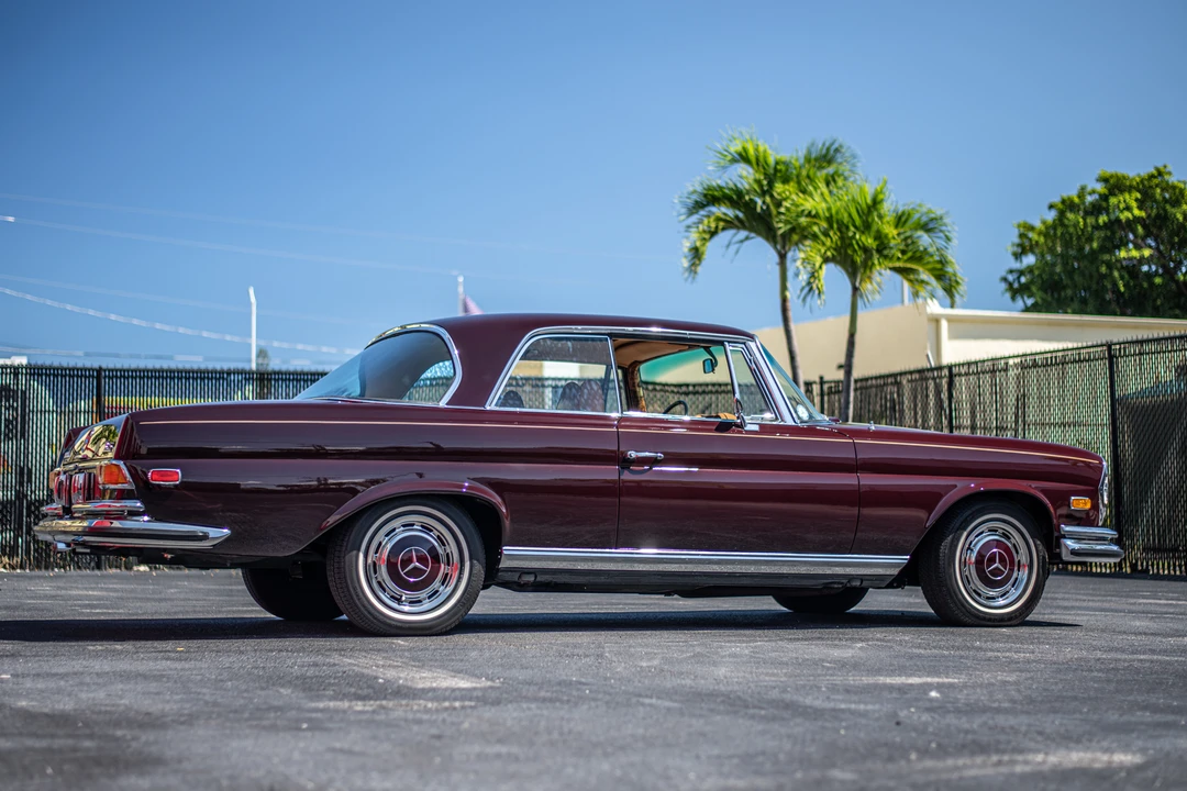 1971 Mercedes-Benz W111 280SE 3.5 Coupe - Image 28 of 31