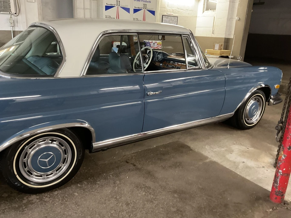 1971 Mercedes-Benz W111 280SE 3.5 Coupe - Image 18 of 31