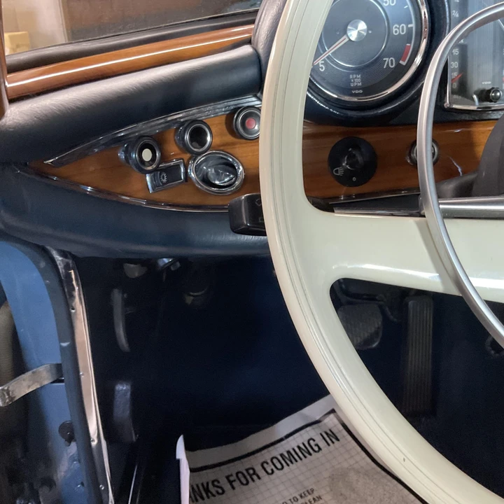 1971 Mercedes-Benz W111 280SE 3.5 Coupe - Image 28 of 31