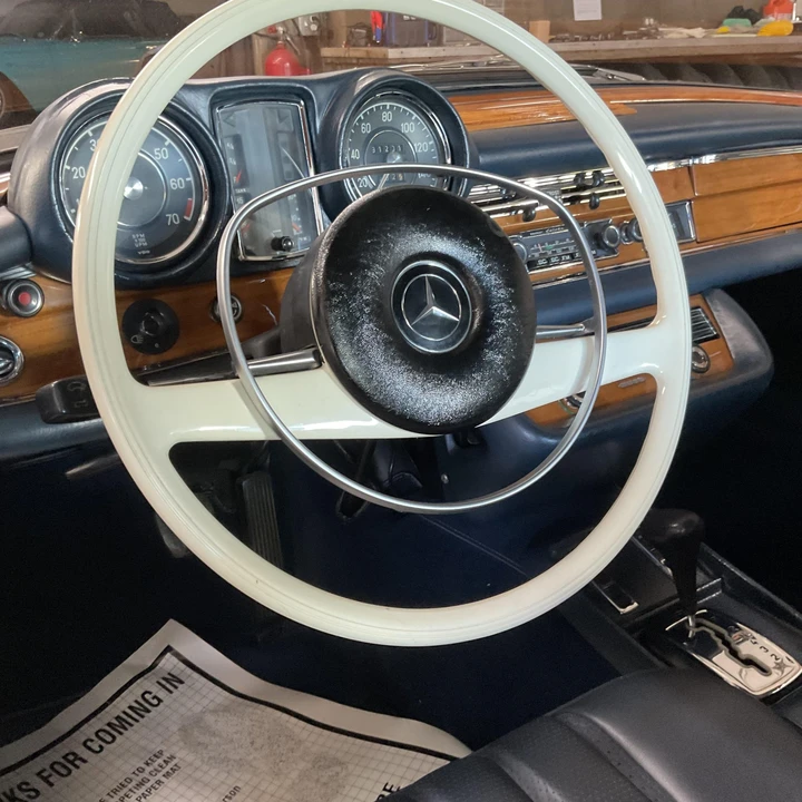 1971 Mercedes-Benz W111 280SE 3.5 Coupe - Image 29 of 31