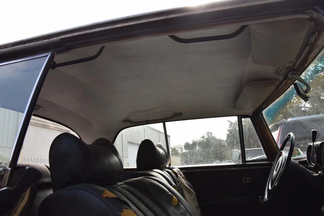 1971 Mercedes-Benz W111 280SE 3.5 Coupe - Image 26 of 31