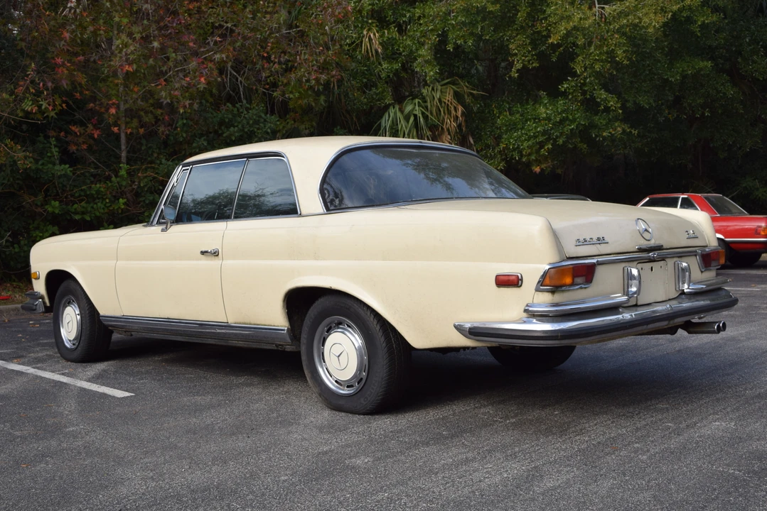 1971 Mercedes-Benz W111 280SE 3.5 Coupe - Image 5 of 31
