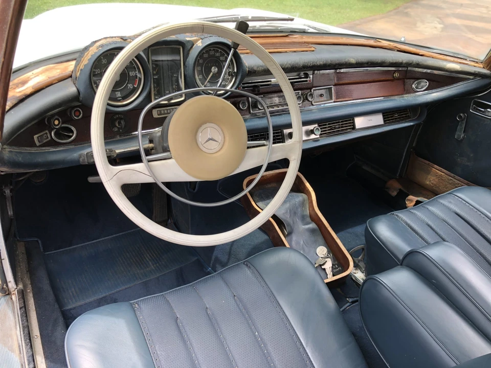 1971 Mercedes-Benz W111 280SE 3.5 Coupe - Image 27 of 31