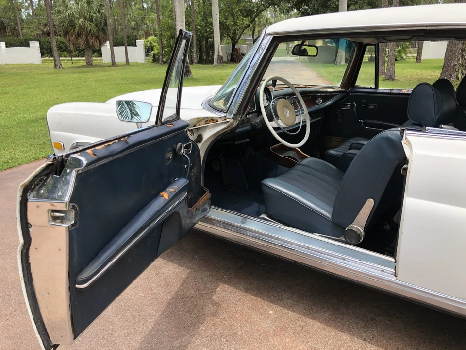1971 Mercedes-Benz W111 280SE 3.5 Coupe - Image 24 of 31