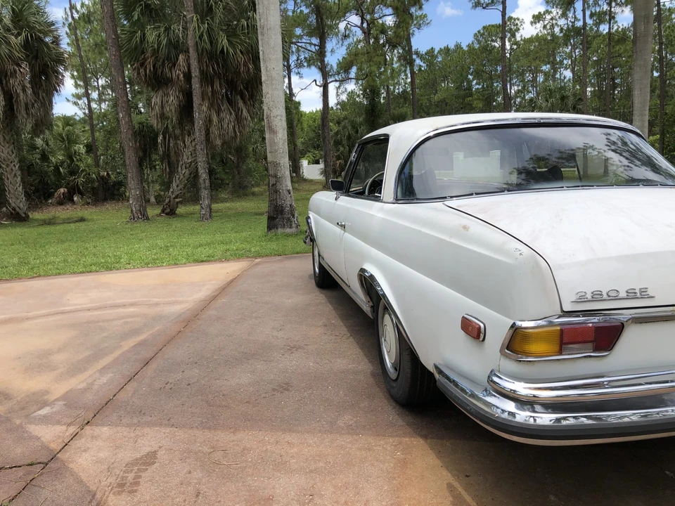 1971 Mercedes-Benz W111 280SE 3.5 Coupe - Image 15 of 31