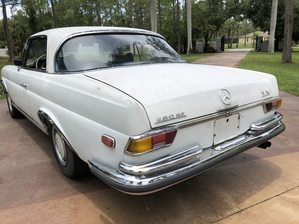 1971 Mercedes-Benz W111 280SE 3.5 Coupe - Image 14 of 31