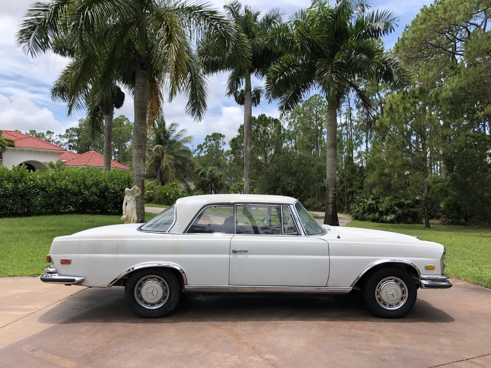 1971 Mercedes-Benz W111 280SE 3.5 Coupe - Image 7 of 31