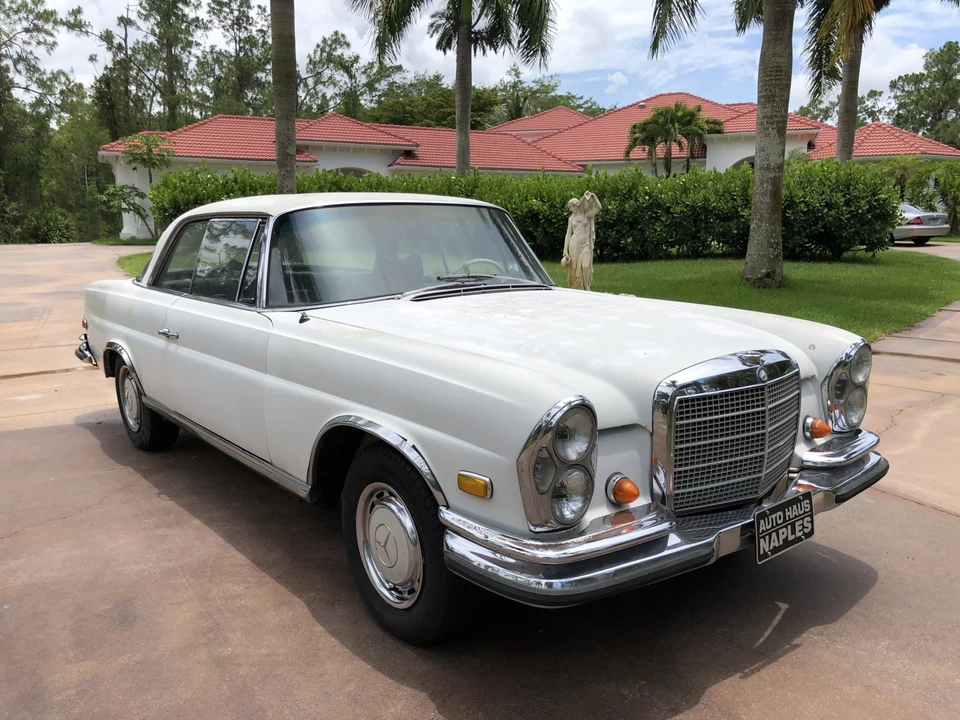 1971 Mercedes-Benz W111 280SE 3.5 Coupe - Image 8 of 31