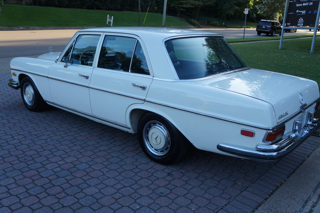 1971 Mercedes-Benz W108 & W109 - Image 14 of 31