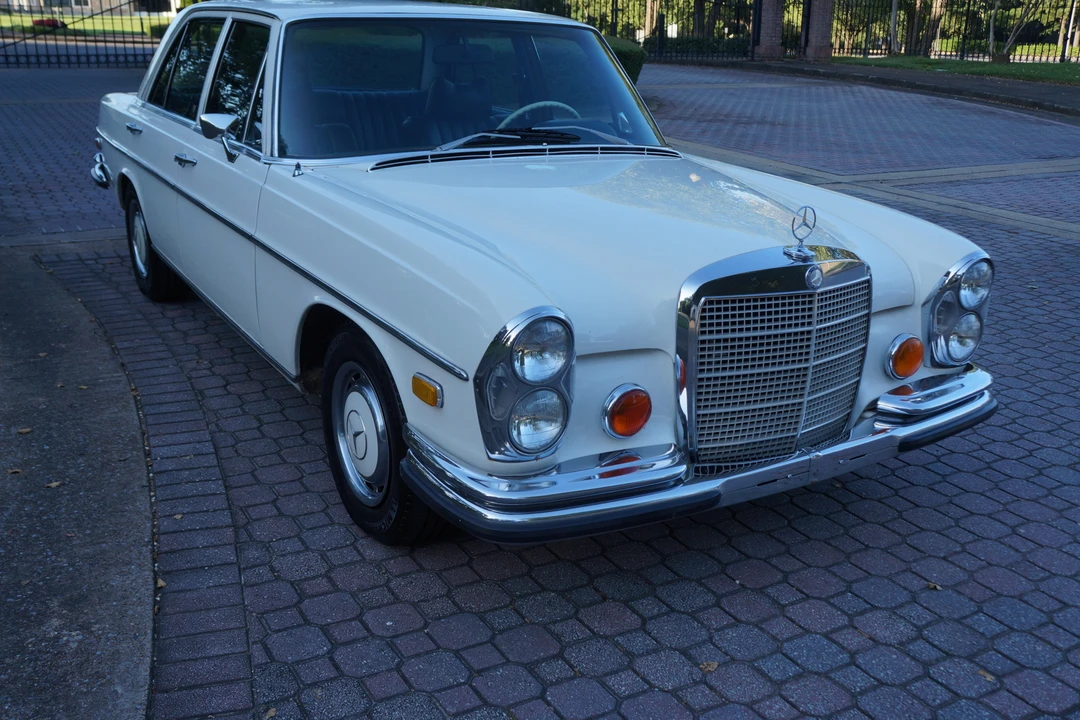 1971 Mercedes-Benz W108 & W109 - Image 7 of 31