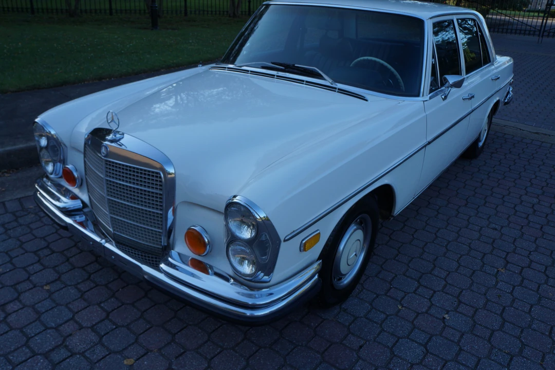 1971 Mercedes-Benz W108 & W109 - Image 16 of 31