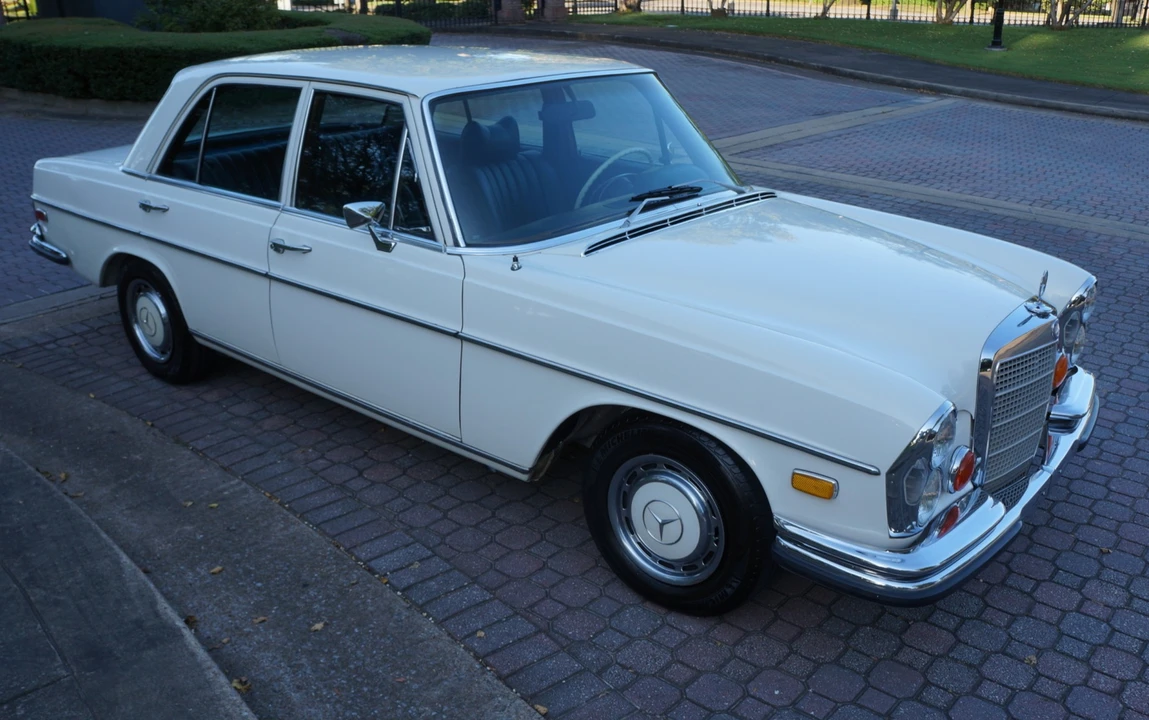 1971 Mercedes-Benz W108 & W109 - Image 8 of 31