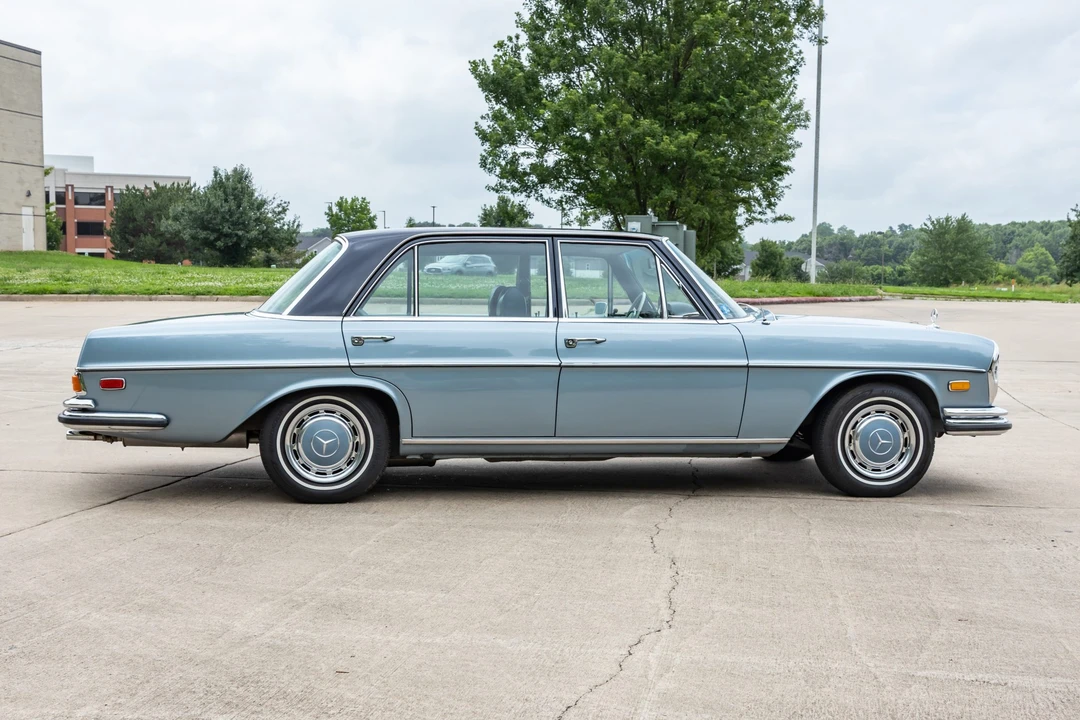 1971 Mercedes-Benz W108 & W109 - Image 3 of 31