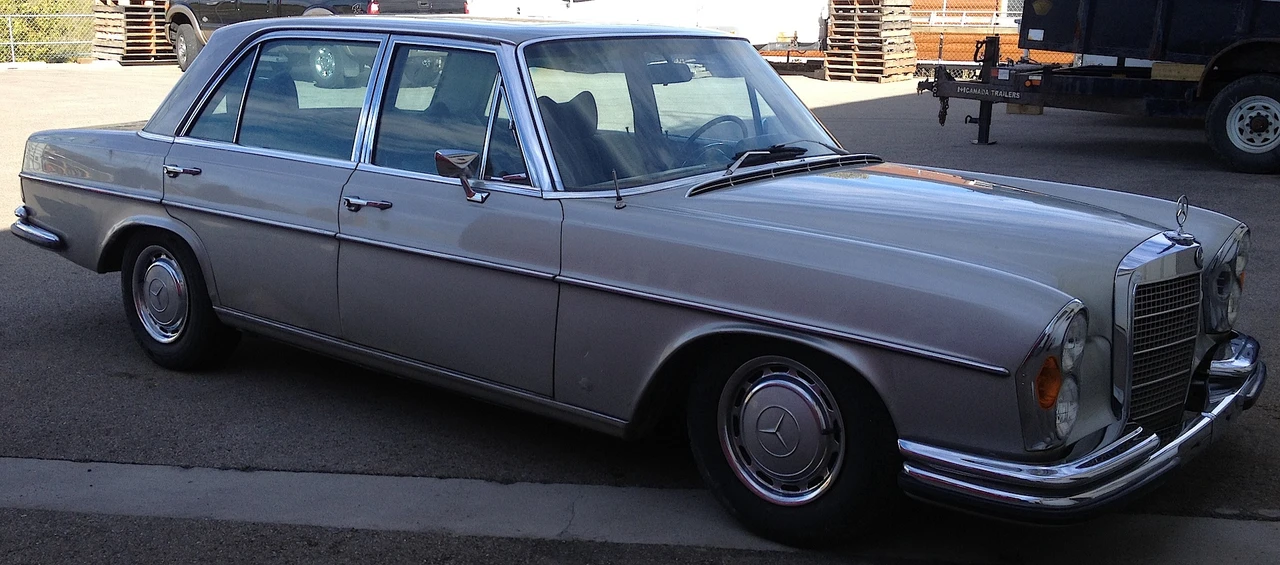 1971 Mercedes-Benz W108 & W109 - Image 4 of 31