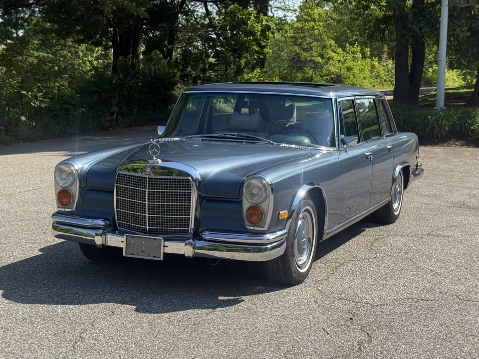 1971 Mercedes-Benz - Image 2 of 31