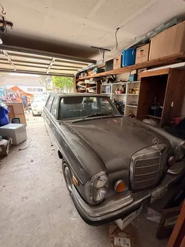 1971 Mercedes-Benz Sedan