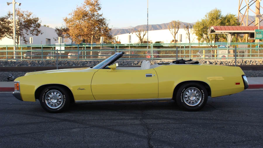 1971 Mercury Cougar 2nd Gen - Image 2 of 5