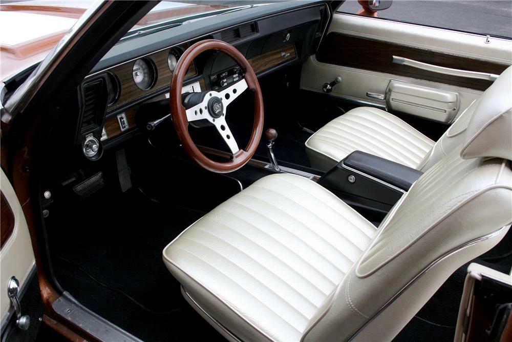 1971 Oldsmobile Cutlass 3rd Gen - Image 4 of 5