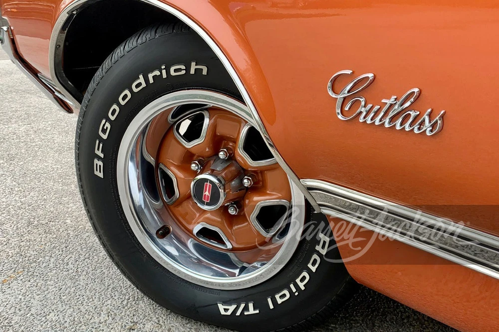 1971 Oldsmobile Cutlass Supreme - Image 11 of 16