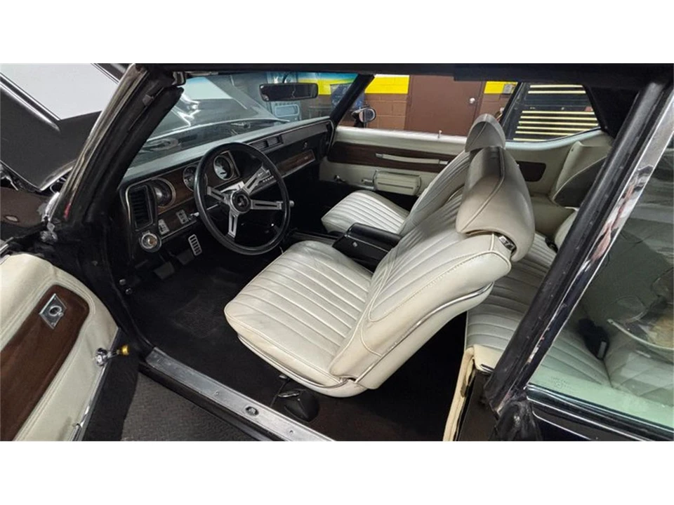 1971 Oldsmobile 442 2nd Gen - Image 9 of 28