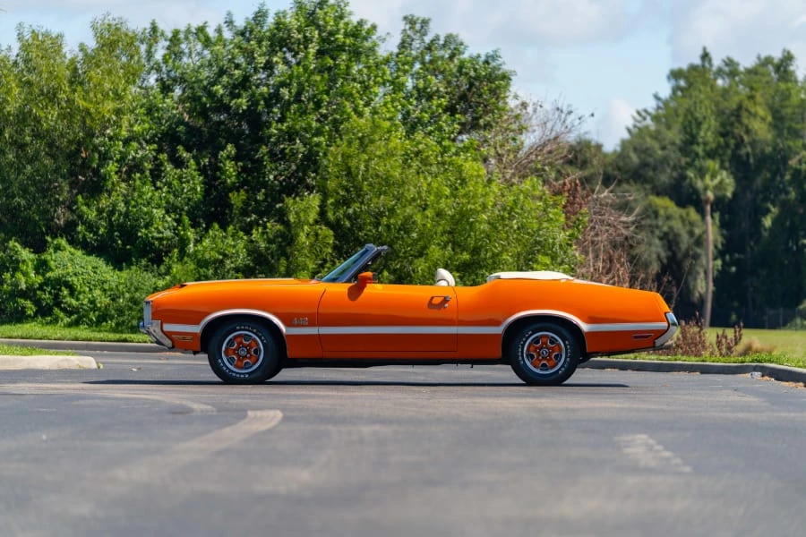 1971 Oldsmobile 442 2nd Gen - Image 2 of 17