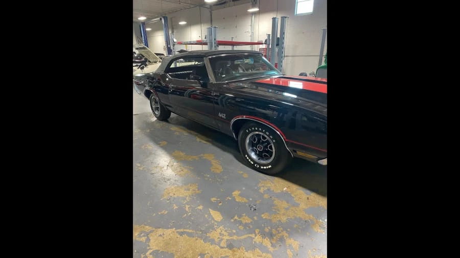 1971 Oldsmobile 442 2nd Gen - Image 9 of 10
