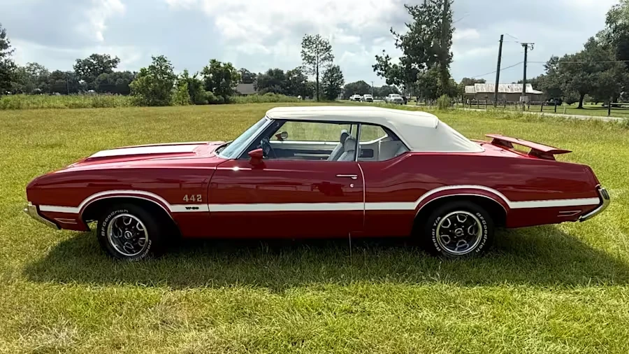 1971 Oldsmobile 442 2nd Gen - Image 9 of 18
