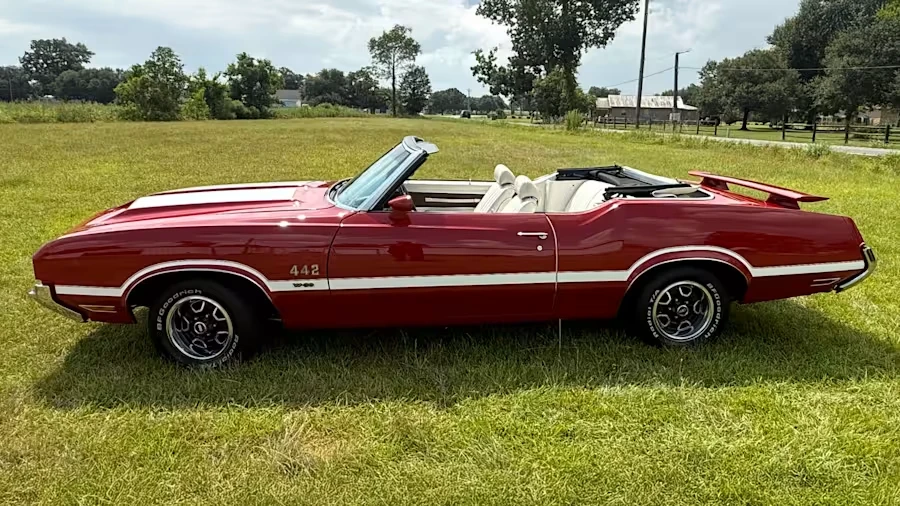 1971 Oldsmobile 442 2nd Gen - Image 2 of 18