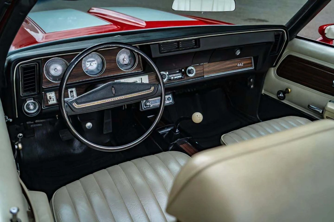 1971 Oldsmobile 442 2nd Gen - Image 14 of 31