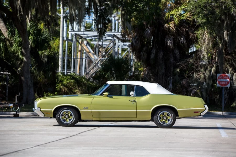 1971 Oldsmobile 442 2nd Gen - Image 2 of 12