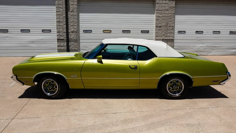 1971 Oldsmobile 442 2nd Gen - Image 2 of 16