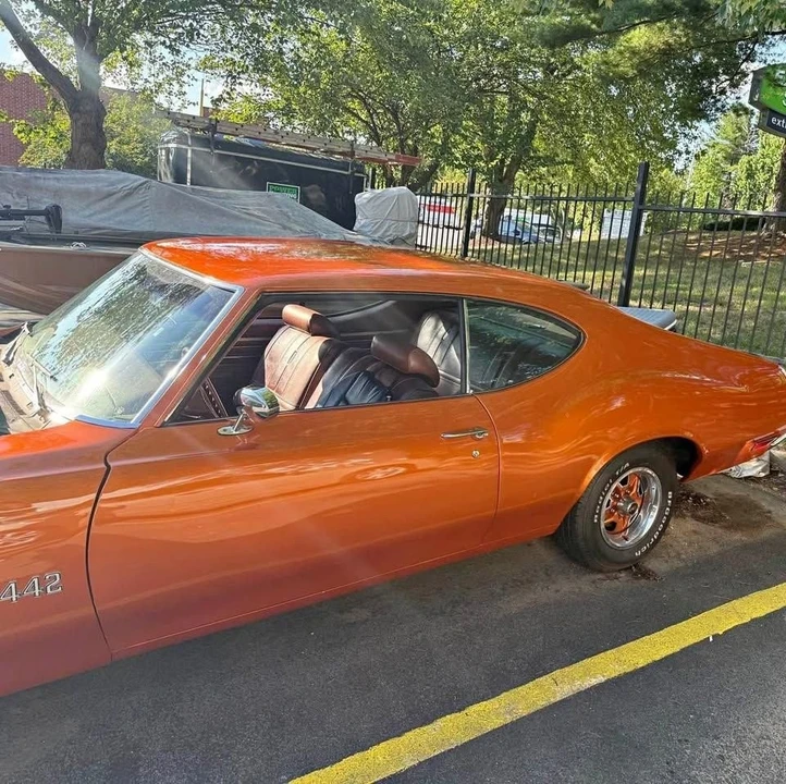 1971 Oldsmobile 442 2nd Gen - Image 2 of 14