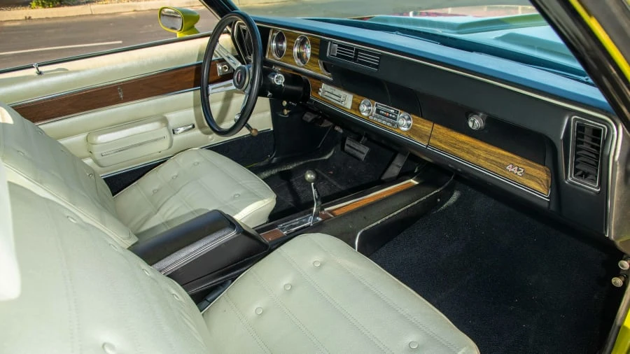 1971 Oldsmobile 442 W-30 2nd Gen - Image 5 of 15