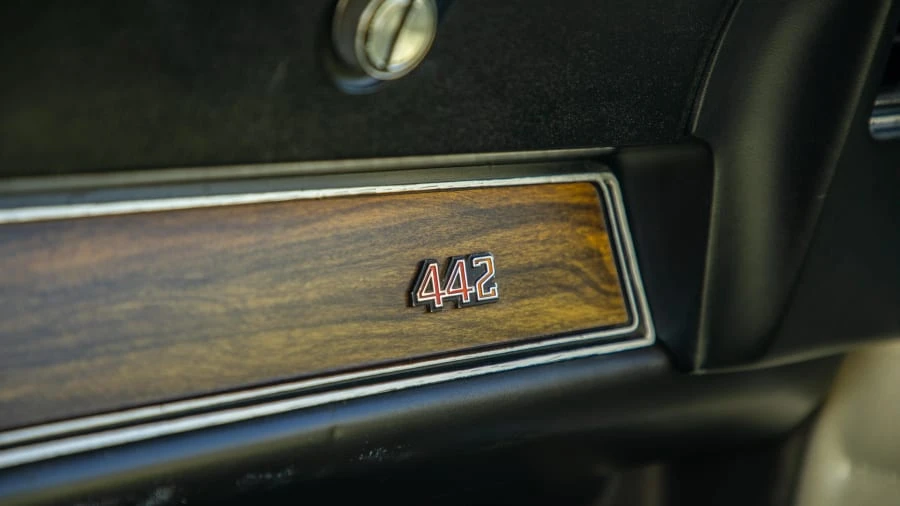 1971 Oldsmobile 442 W-30 2nd Gen - Image 9 of 15