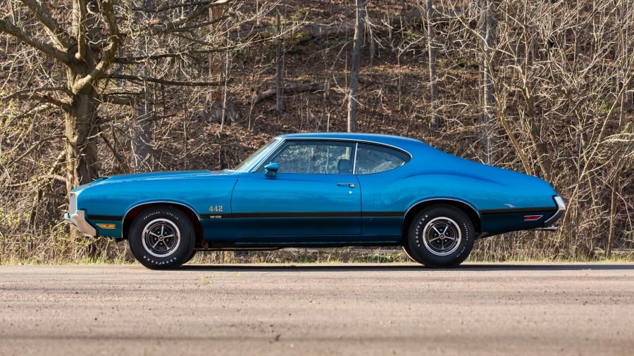 1971 Oldsmobile 442 W-30 2nd Gen - Image 2 of 12