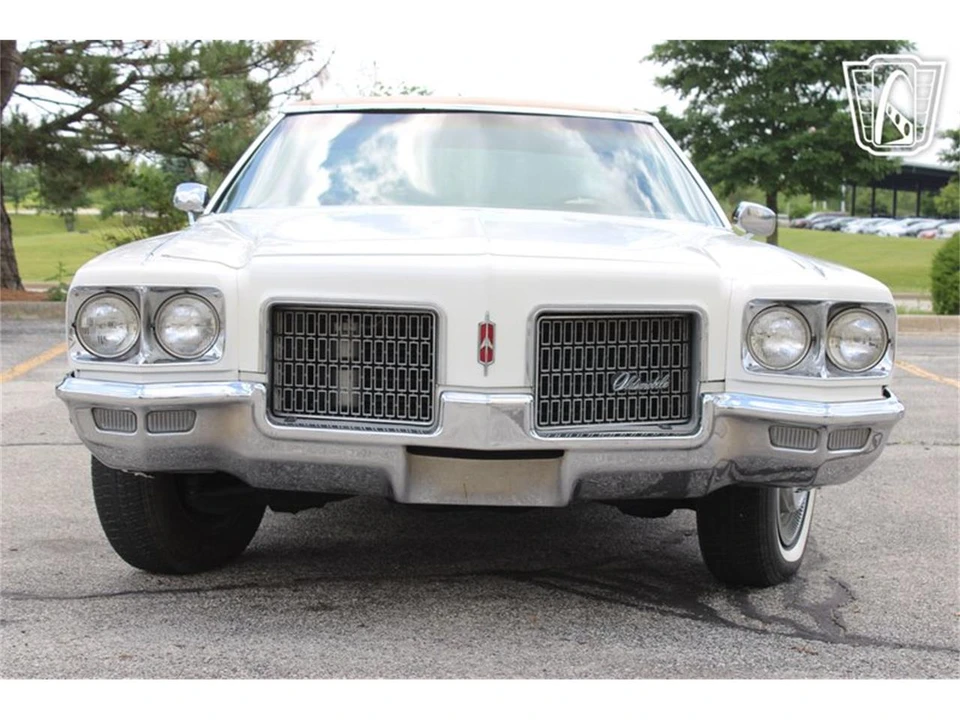 1971 Oldsmobile 98 - Image 5 of 31