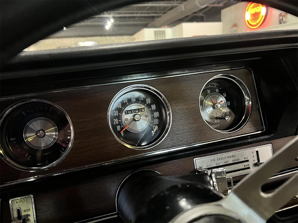 1971 Oldsmobile Cutlass 3rd Gen - Image 27 of 30