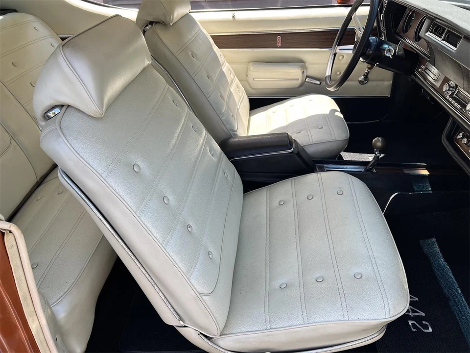 1971 Oldsmobile Cutlass 3rd Gen - Image 16 of 30