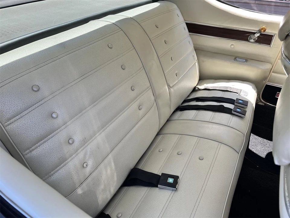 1971 Oldsmobile Cutlass 3rd Gen - Image 17 of 30