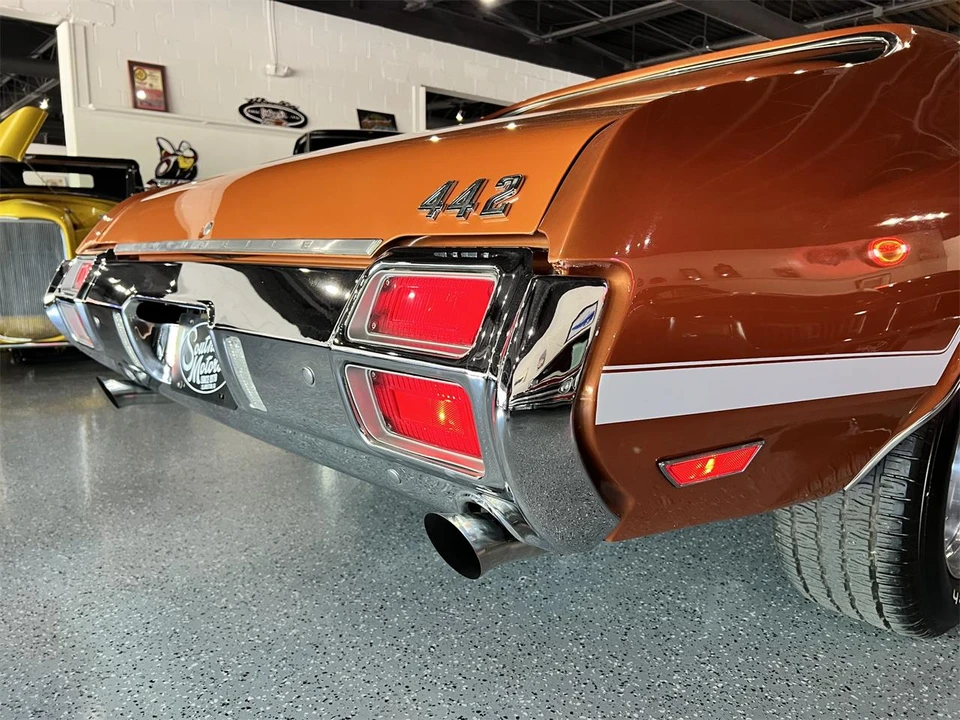 1971 Oldsmobile Cutlass 3rd Gen - Image 26 of 30
