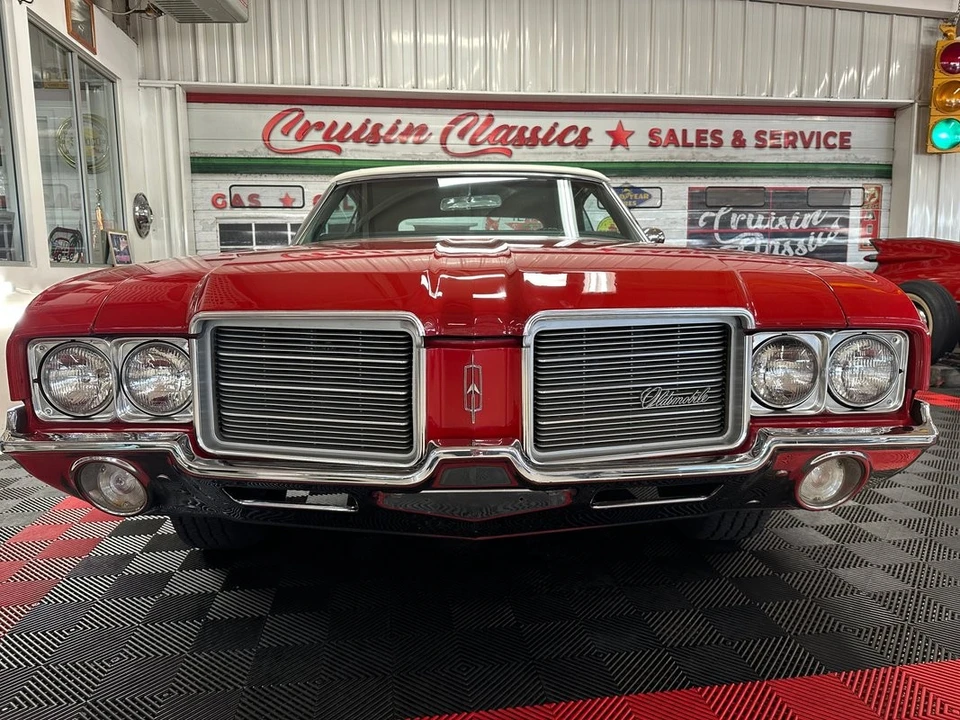 1971 Oldsmobile Cutlass 3rd Gen - Image 6 of 12
