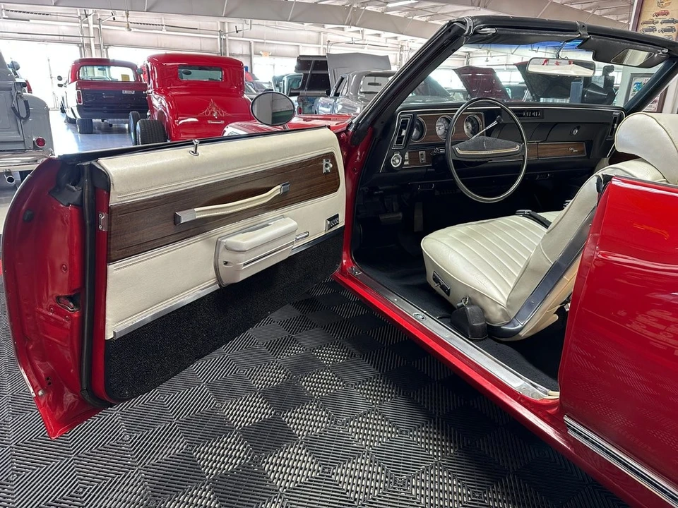 1971 Oldsmobile Cutlass 3rd Gen - Image 20 of 21