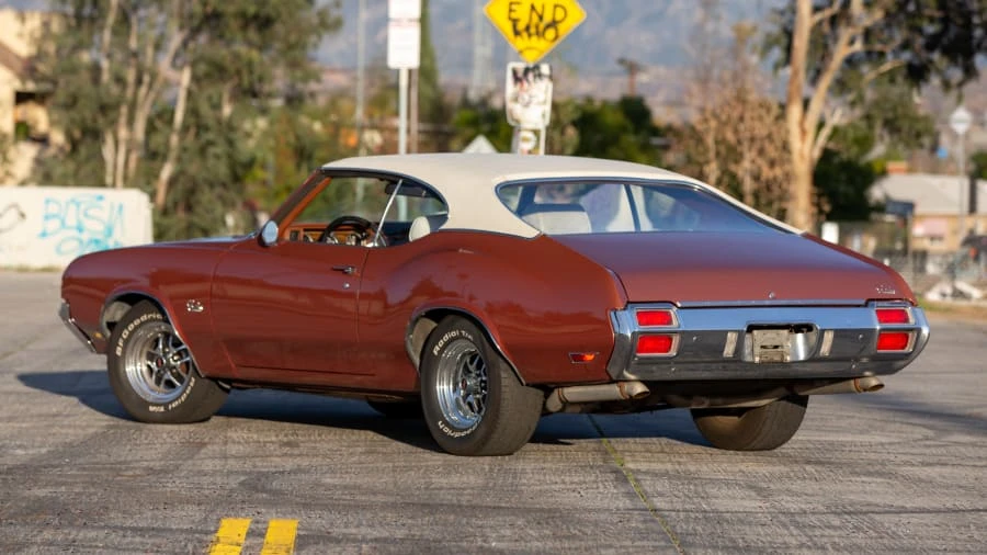1971 Oldsmobile Cutlass 3rd Gen - Image 3 of 12