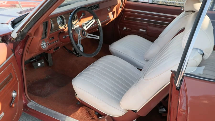 1971 Oldsmobile Cutlass 3rd Gen - Image 4 of 12