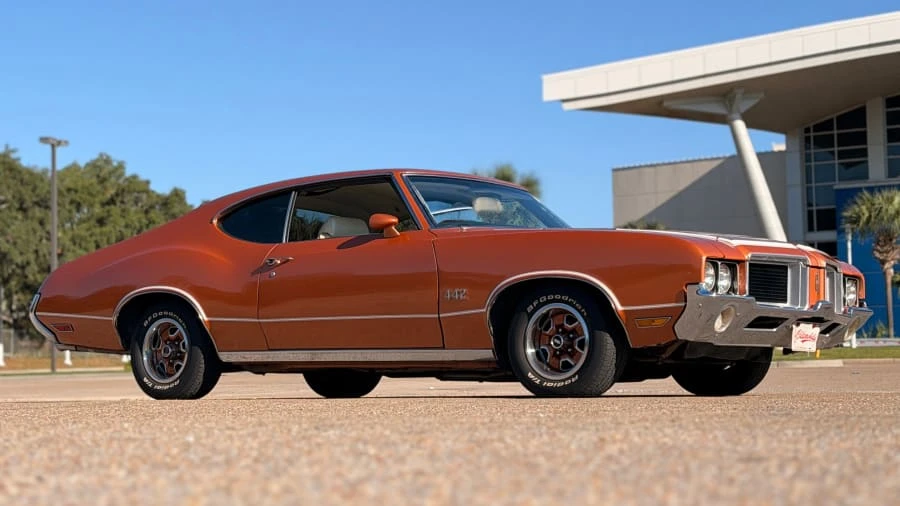 1971 Oldsmobile Cutlass 3rd Gen - Image 7 of 9