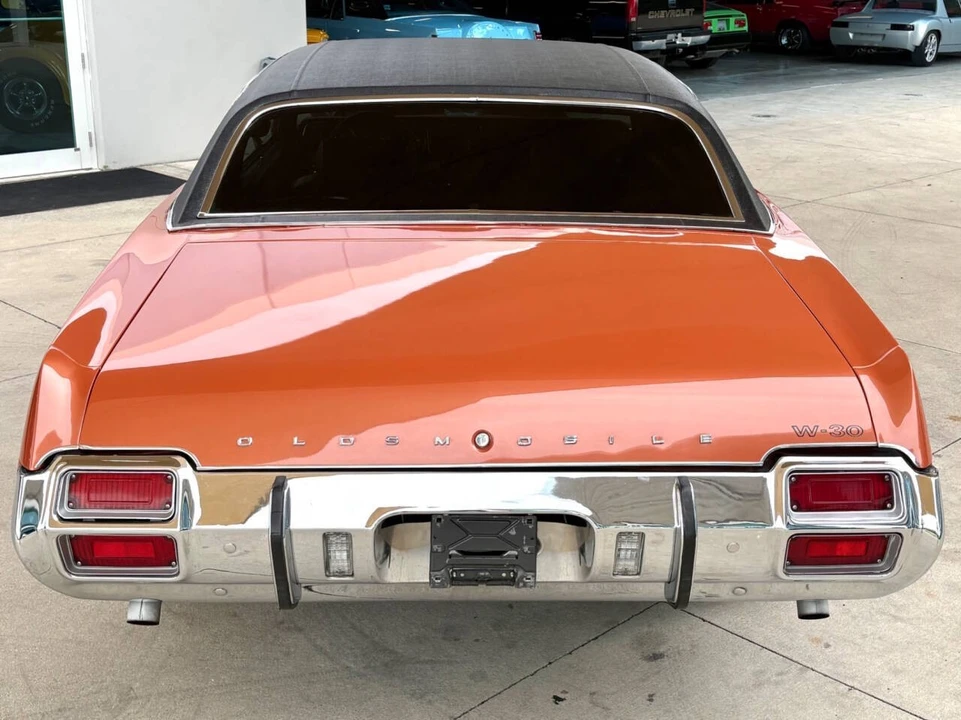 1971 Oldsmobile Cutlass 3rd Gen - Image 8 of 31