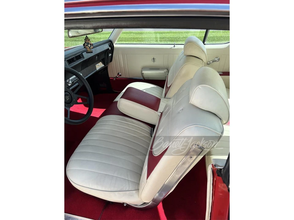 1971 Oldsmobile Cutlass 3rd Gen - Image 4 of 5