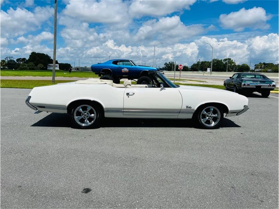 1971 Oldsmobile Cutlass 3rd Gen - Image 7 of 31