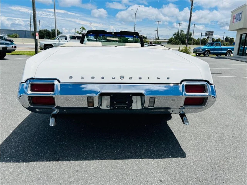 1971 Oldsmobile Cutlass 3rd Gen - Image 4 of 31