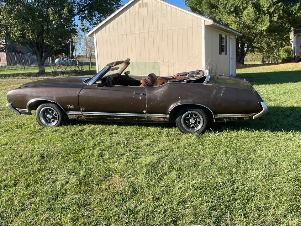 1971 Oldsmobile Cutlass 3rd Gen - Image 2 of 21